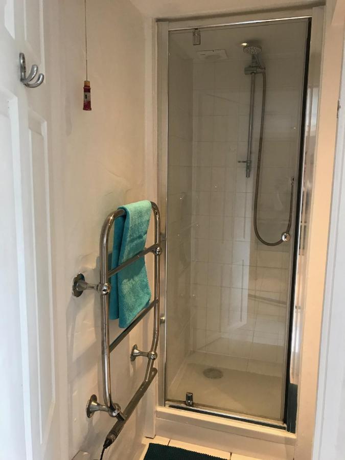 Amazing Apartment, Private Garden, Off Street Parking Brighton Kültér fotó