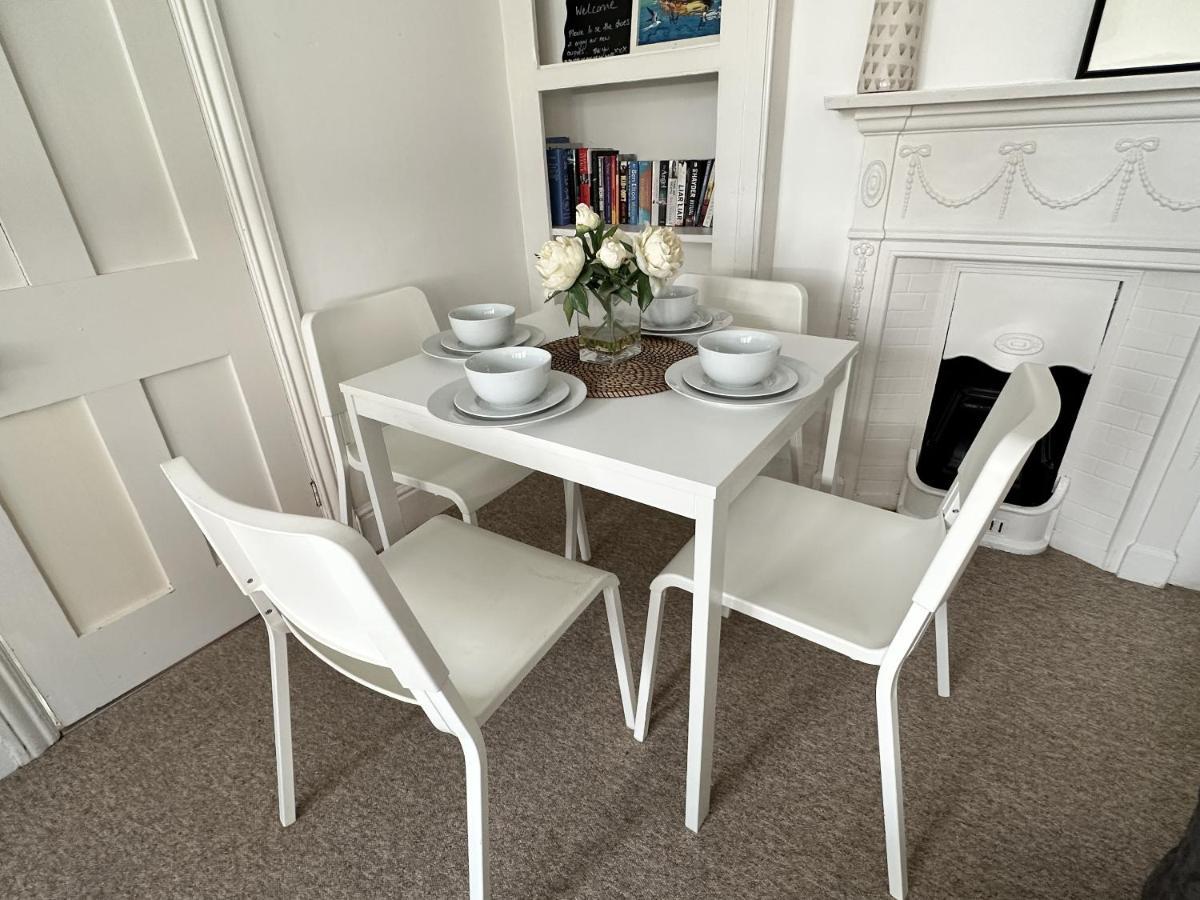 Amazing Apartment, Private Garden, Off Street Parking Brighton Kültér fotó