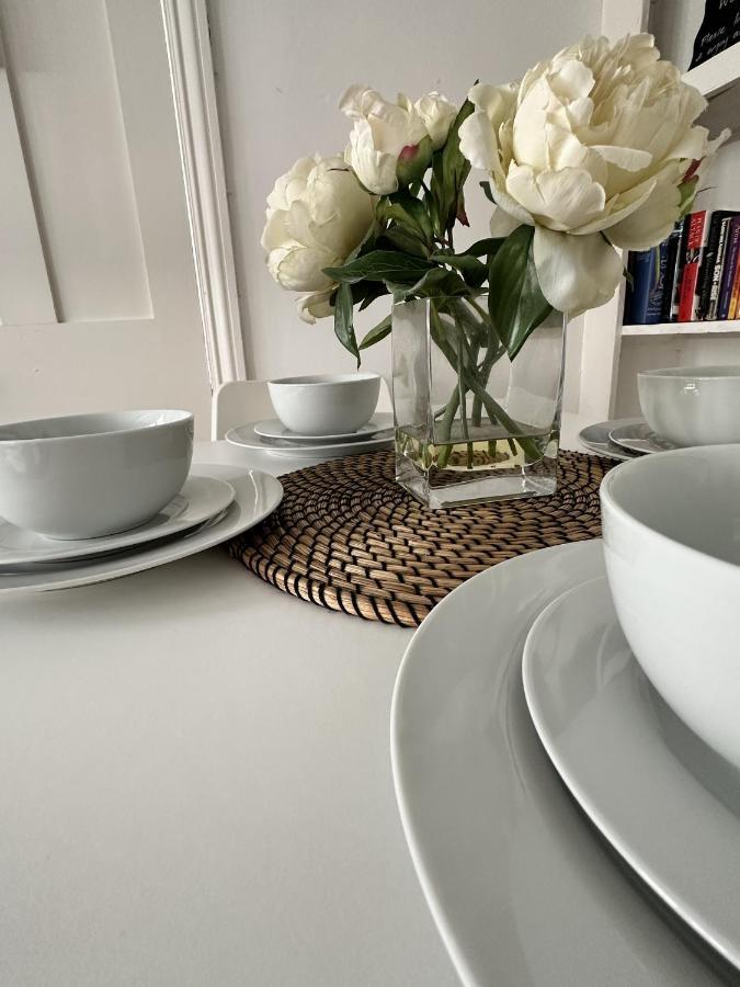 Amazing Apartment, Private Garden, Off Street Parking Brighton Kültér fotó